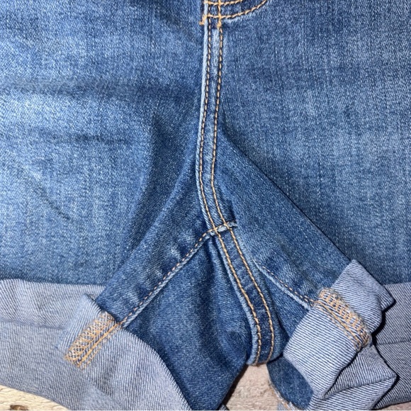 Old Navy Womens Mid Rise Roll Up  Denim Shorts Size 26 Light Wash NWT - Picture 9 of 13